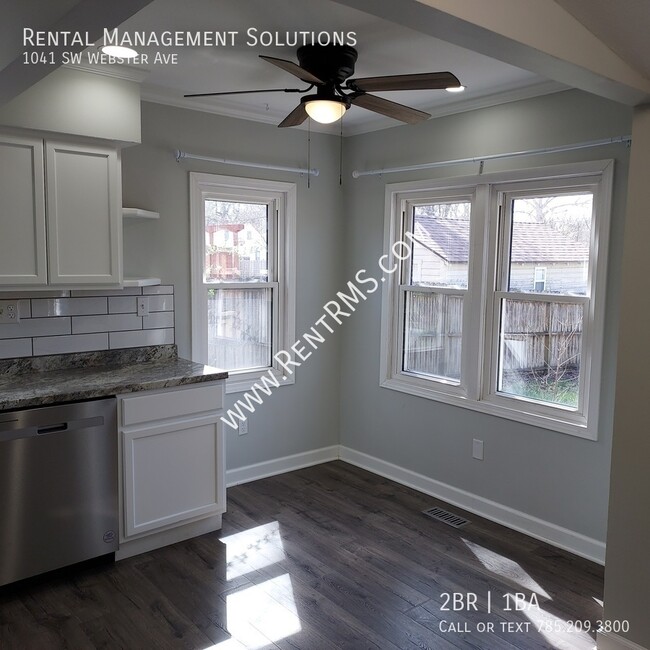 Building Photo - 1041 SW Webster Ave