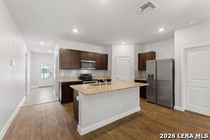 Building Photo - 829 Margay Lp
