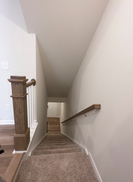 Building Photo - 15013 Camus Ct