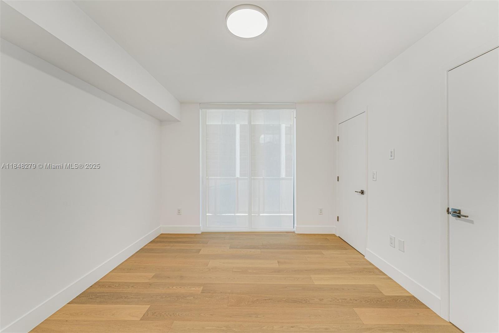 Building Photo - 50 Biscayne Blvd