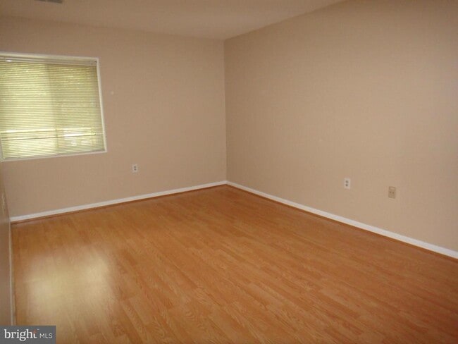 Building Photo - 1523 Northgate Square