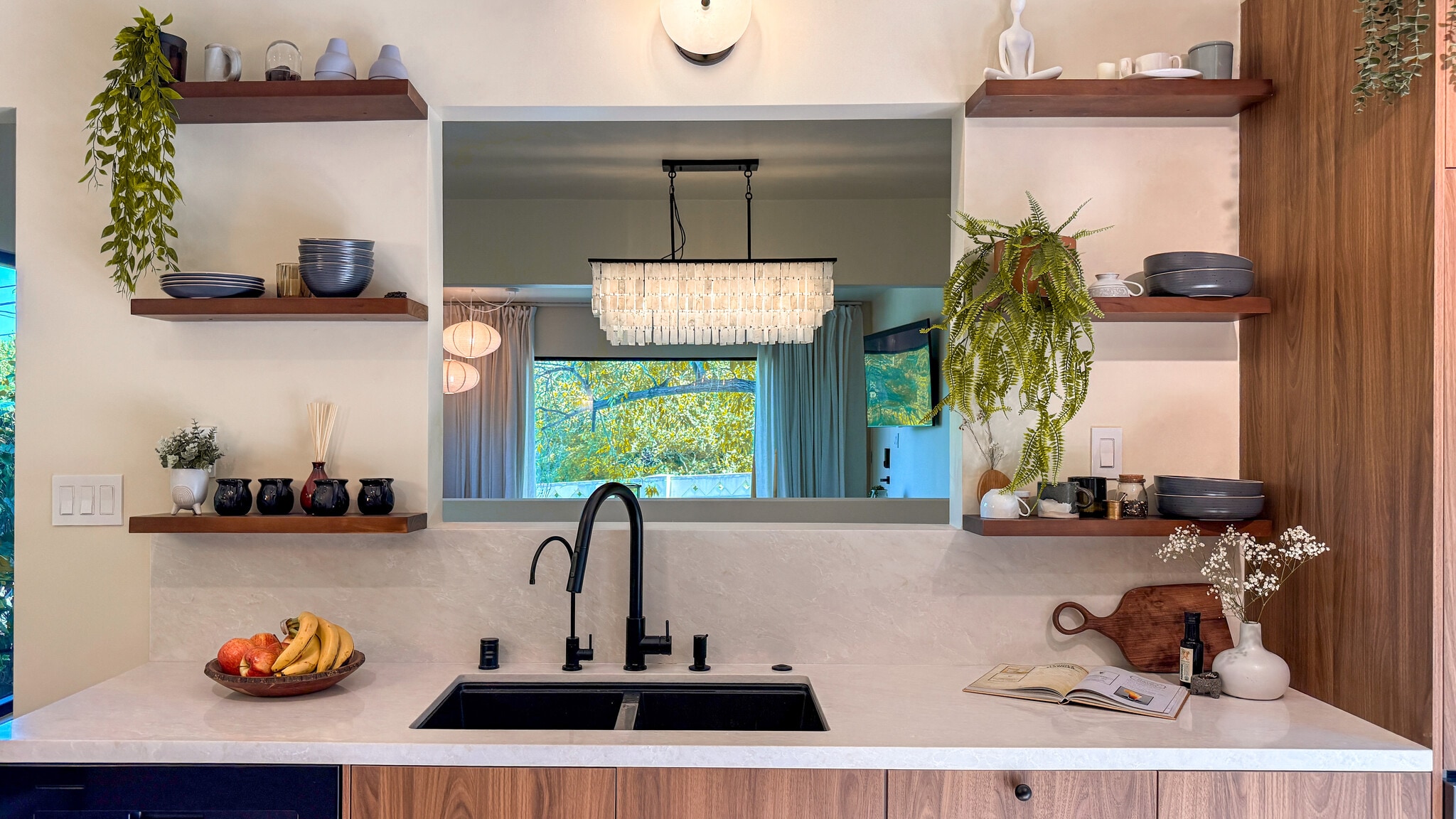 Building Photo - 5323 Monterey Rd