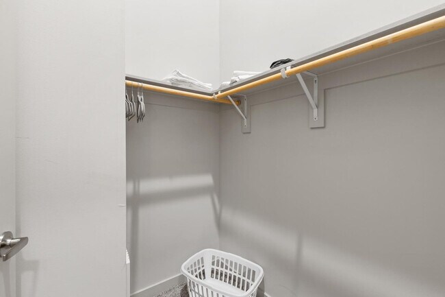 Building Photo - 5820 1/2 Cameron Road-SI FL1-ID1295731P