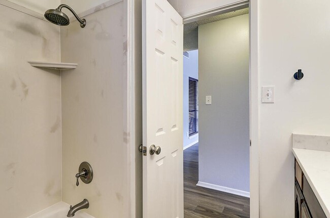 Building Photo - 7034 Powderhorn Ct