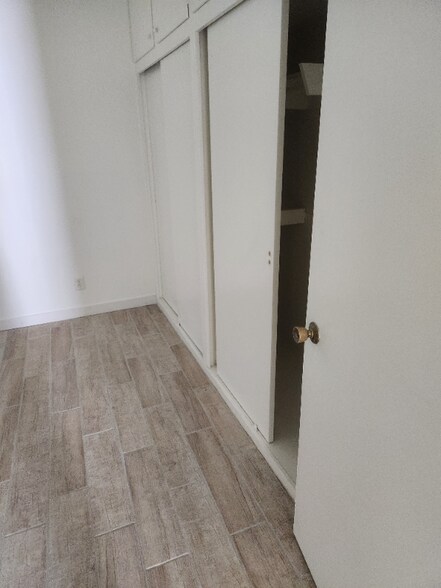 Building Photo - 30 Rose Ave