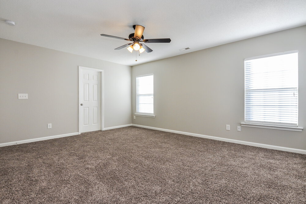 Building Photo - 3112 Olustee Dr