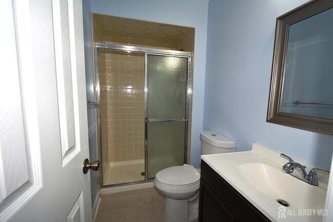 Building Photo - 56 Sassafras Ct