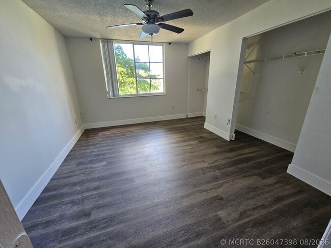 Building Photo - 12148 St.Andrews Pl