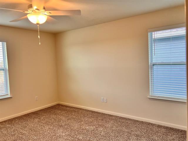 Building Photo - 316 Marsh Ln