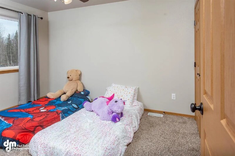 Building Photo - 2090 W Melanie Ave