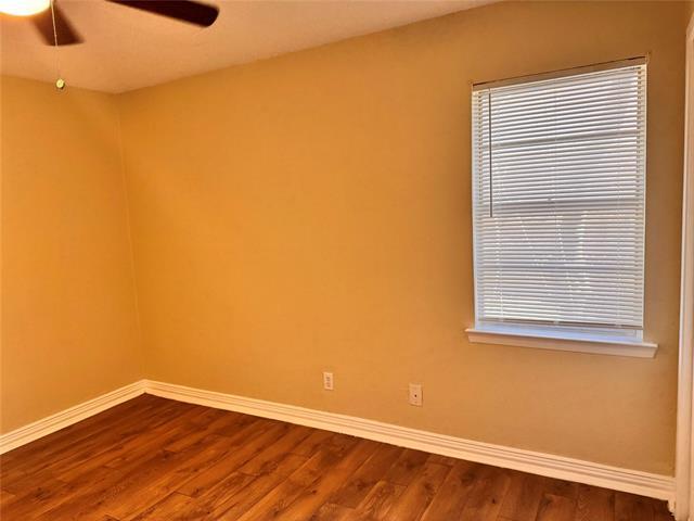 Building Photo - 2603 Foxcroft Cir