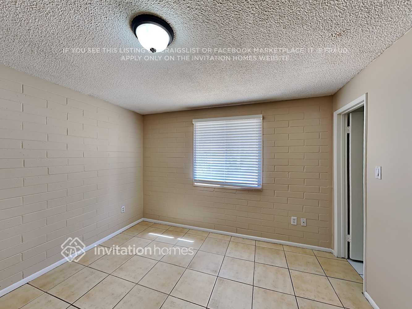 Building Photo - 4359 N 71st Dr