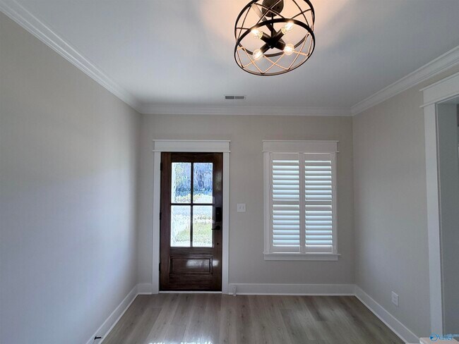 Building Photo - 2110 Sevenbark Br SW