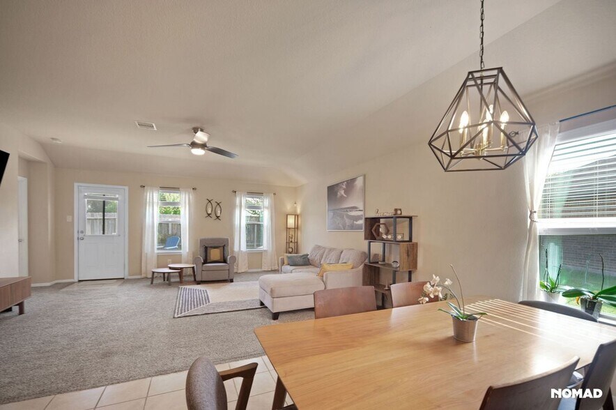 Building Photo - 28706 Innes Park Pl