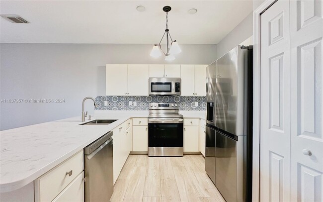 Building Photo - 15276 SW 91st Ln
