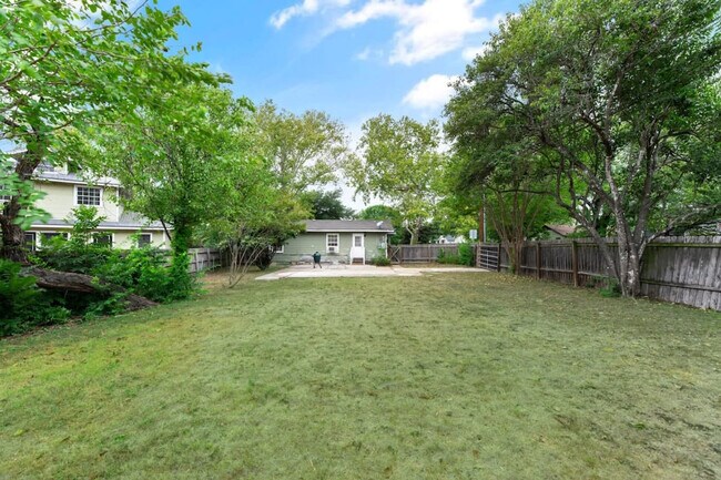Building Photo - 4501 Banister Ln