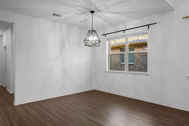 Building Photo - 2225 Barx Dr