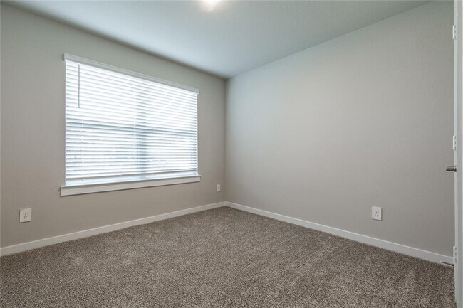 Building Photo - 7730 Rainham Valley Ln