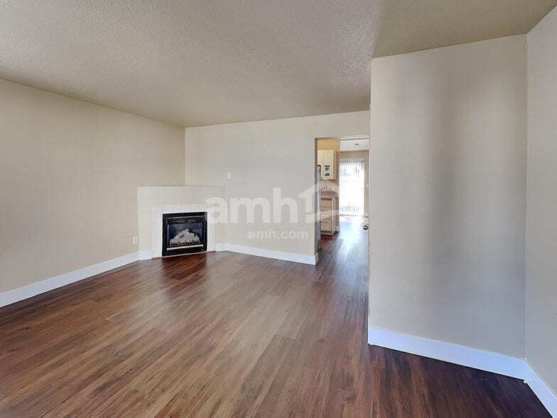 Building Photo - 16966 SW Steele Way