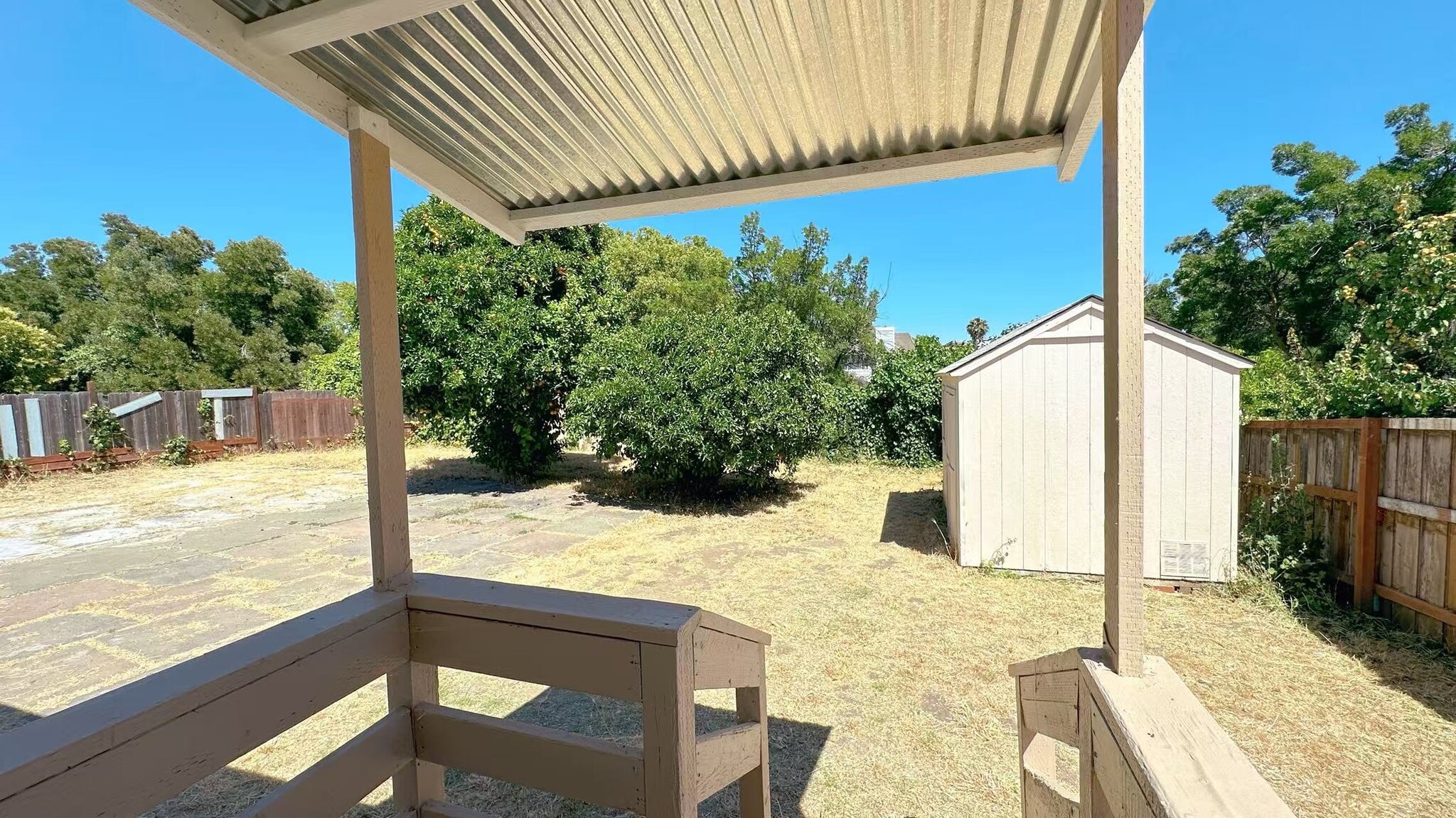 Building Photo - 215 Odessa Ave