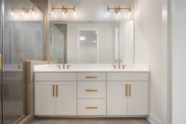 Building Photo - Newly Built 4-bedroom, 4-bathroom Home in Durham, NC