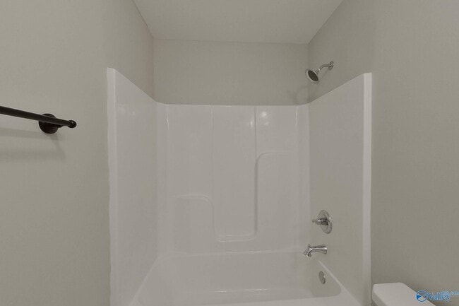 Building Photo - 44 Maple Leaf Dr