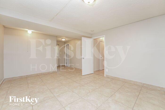 Building Photo - 4144 Rockbridge Heights Dr