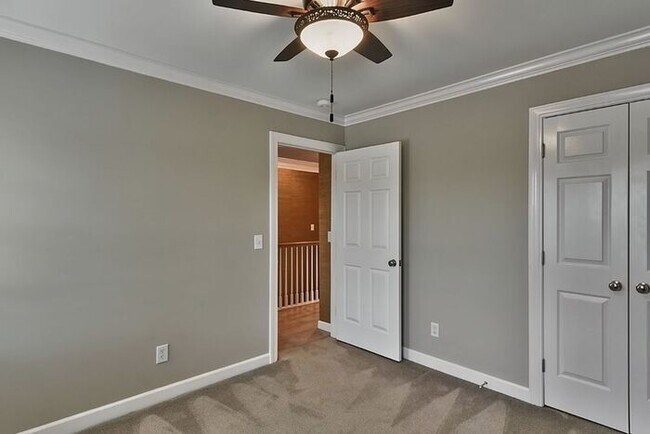 Building Photo - Wildewood in Northeast Columbia