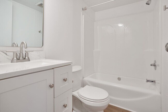 Building Photo - 21950 Caney Dr