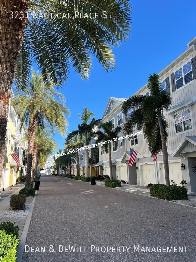 Building Photo - The Cove at Loggerhead Marina - Corner Tow...