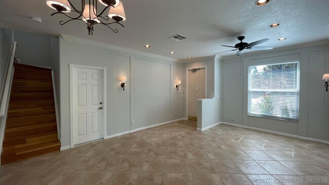 Building Photo - 4857 Victoria Cir