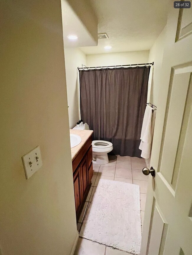 Building Photo - Spacious End-Row Townhome