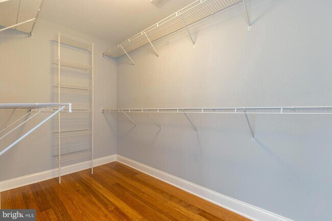 Building Photo - 153 Levering St