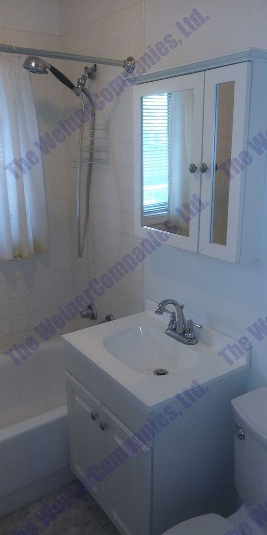 Building Photo - Now Leasing for August 1st!