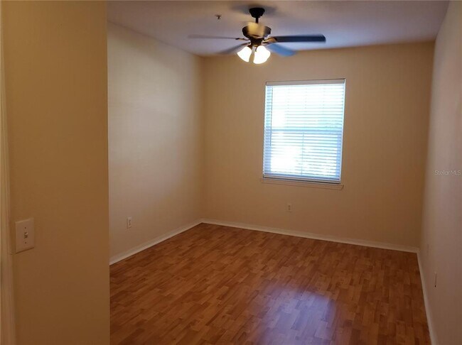 Building Photo - 1910 E Palm Ave