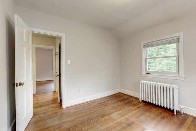 Building Photo - 4933 47th St NW