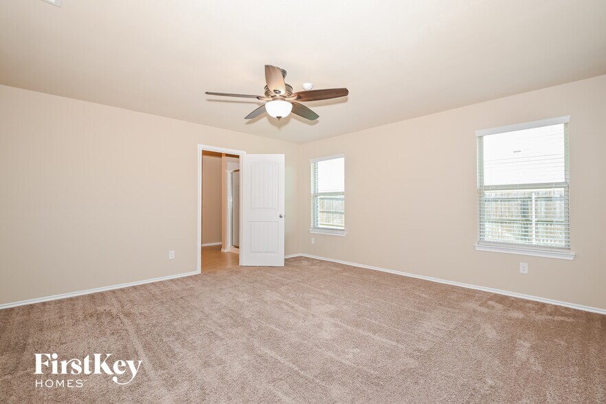 Building Photo - 961 Corbitt Ln