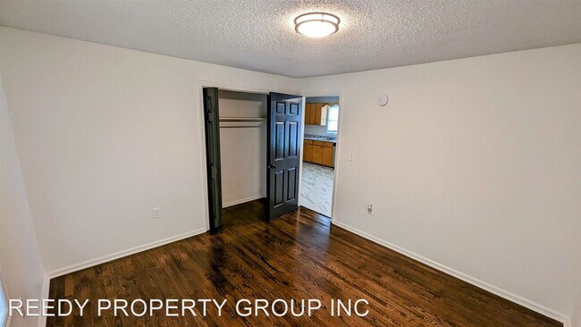 Building Photo - 3 br, 1 bath House - 201 Cow Path