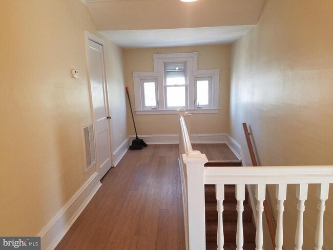 Building Photo - 508 N Swarthmore Ave