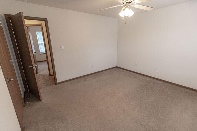 Building Photo - 1613 Citadel Dr