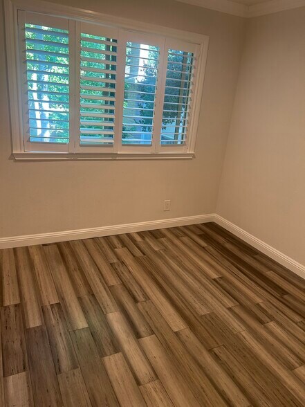 Building Photo - 1141 San Ramon Valley Blvd