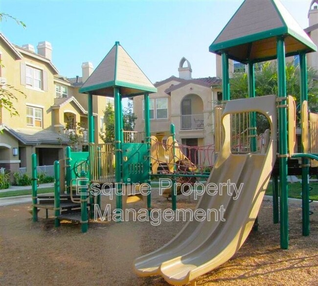 Building Photo - 4523 Via Del Sol