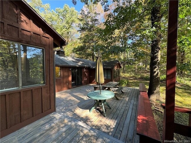 Building Photo - 32 Beeholm Rd