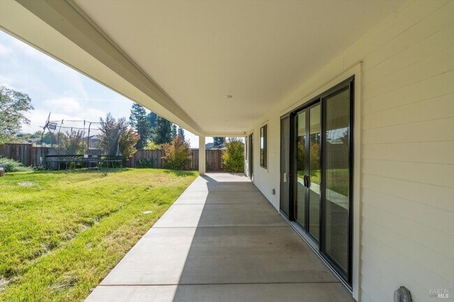 Building Photo - 1980 Bent Tree Pl