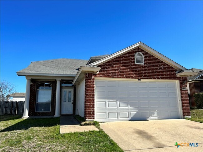 Building Photo - 2203 Tracey Ann Ln