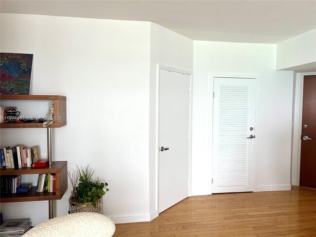 Building Photo - 6365 Collins Ave