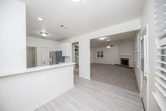 Building Photo - 2922 Copper Cliff Dr