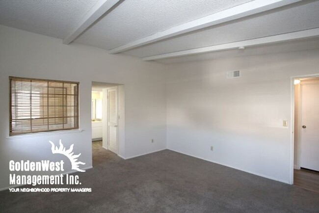 Building Photo - 4752 O'Bannon Dr