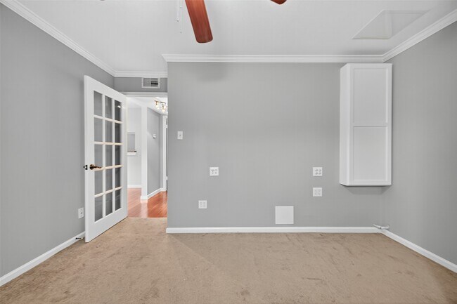 Building Photo - 18800 Egret Bay Blvd