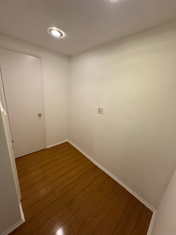 Building Photo - 1906 Pelham Ave